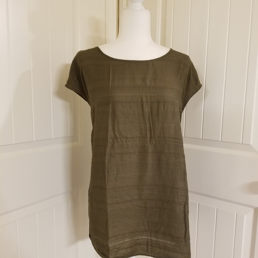 Vince Camuto NWT Cap Sleeved Blouse 1X  